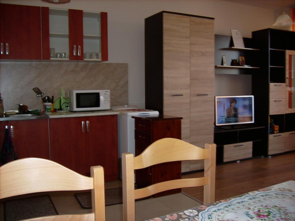 Ddenko Apartment Burgas Habitación foto